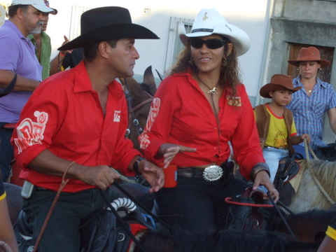 Carlos e Maisa Bahia, organizadores da 6&ordf; Cavalgada